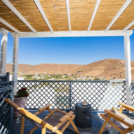 5 Traditional Suites Livadi  Eksteriør billede