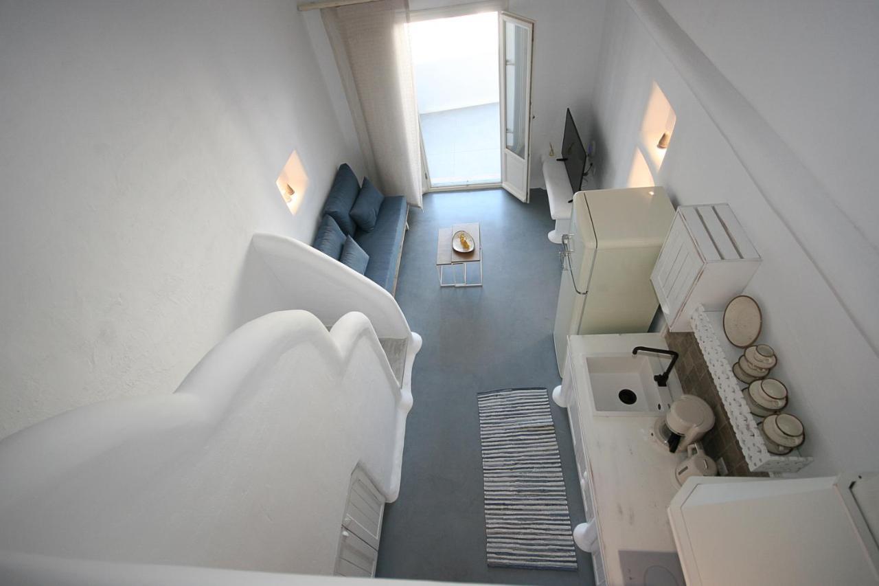 5 Traditional Suites Livadi  Eksteriør billede
