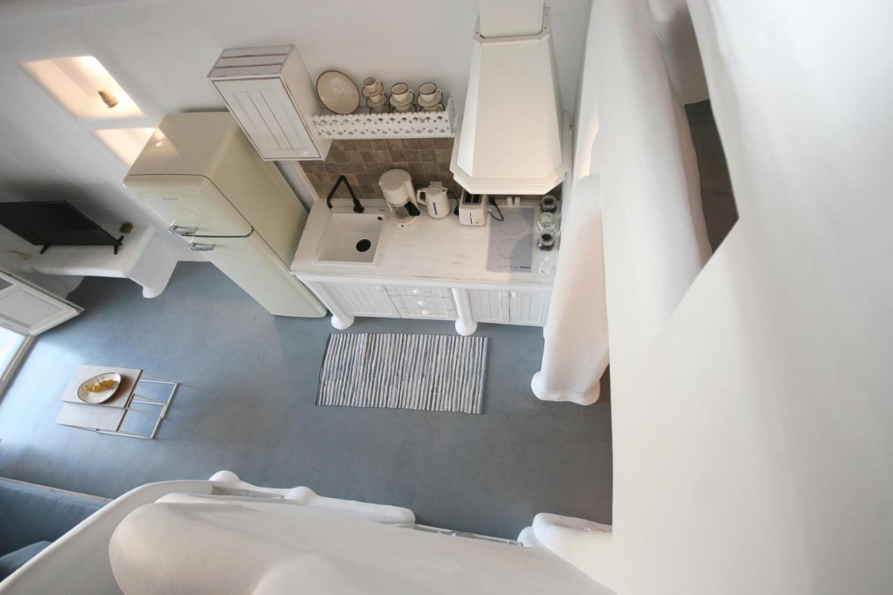 5 Traditional Suites Livadi  Eksteriør billede