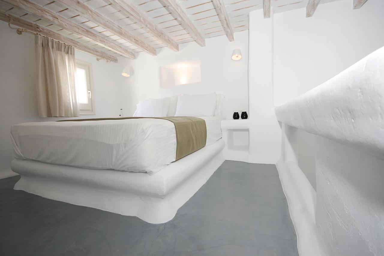 5 Traditional Suites Livadi  Eksteriør billede