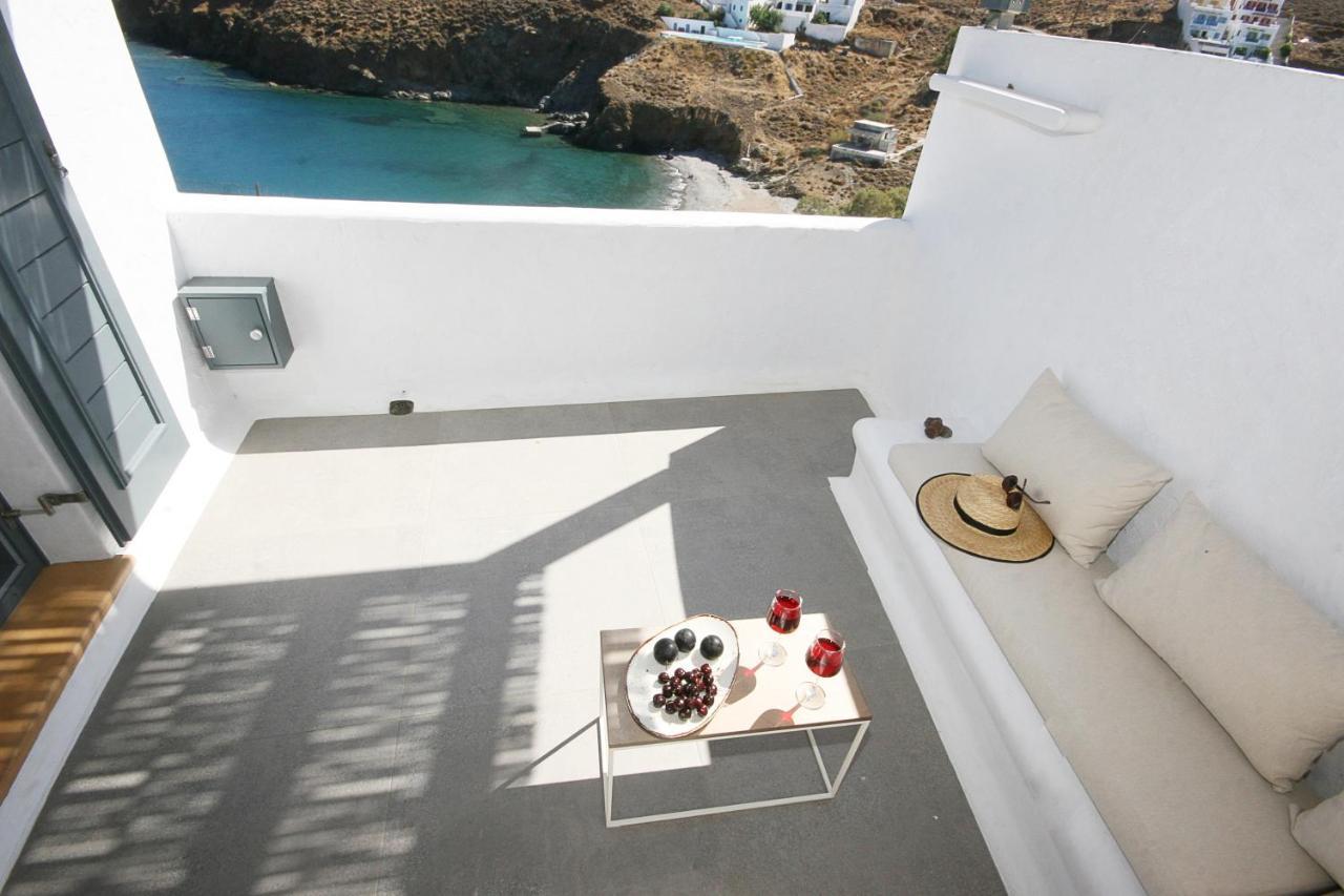 5 Traditional Suites Livadi  Eksteriør billede