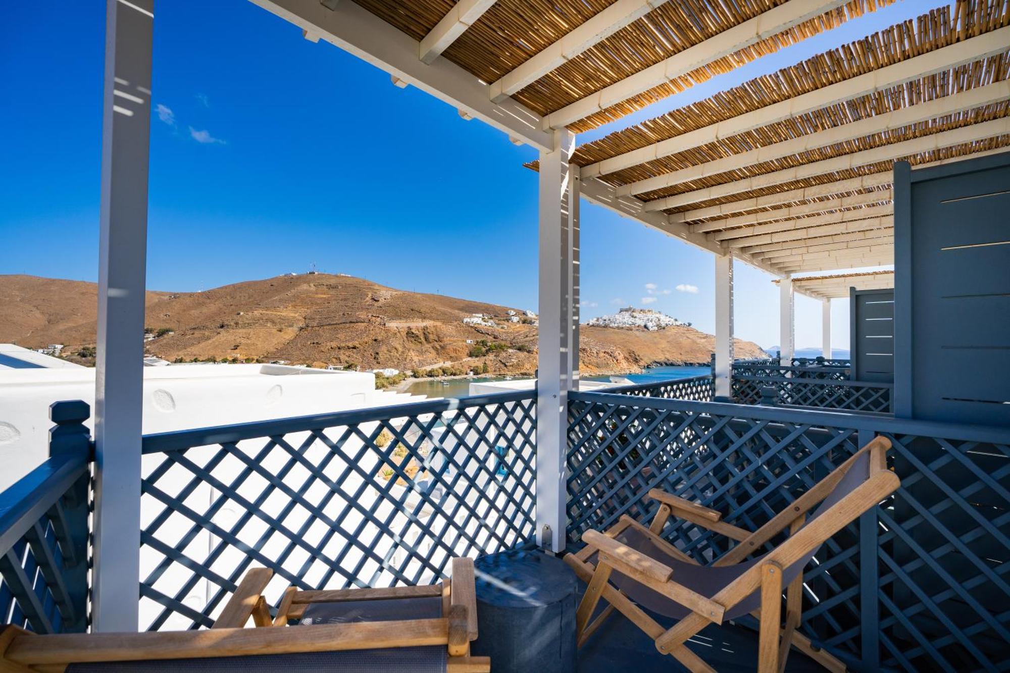 5 Traditional Suites Livadi  Eksteriør billede