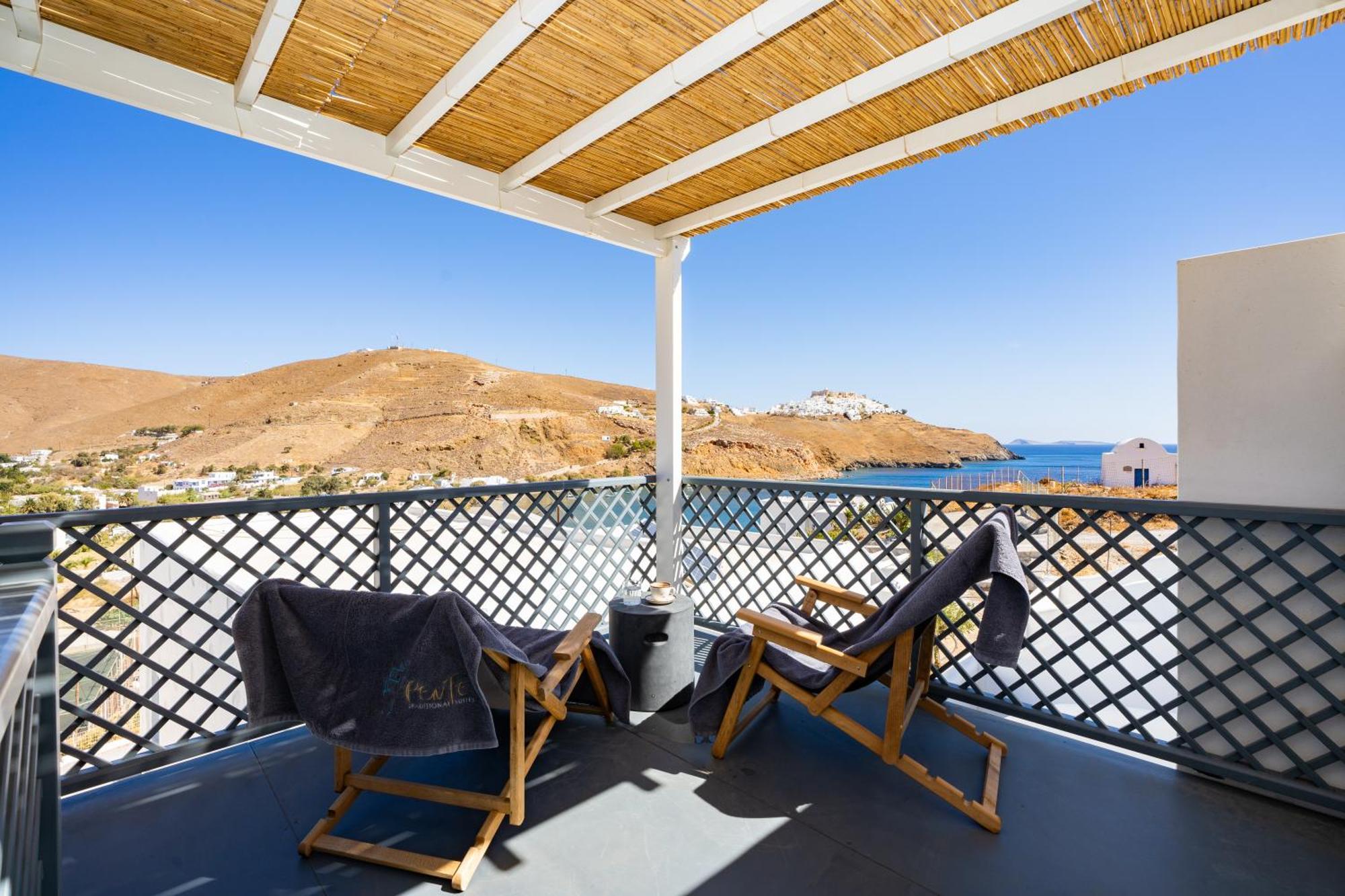 5 Traditional Suites Livadi  Eksteriør billede