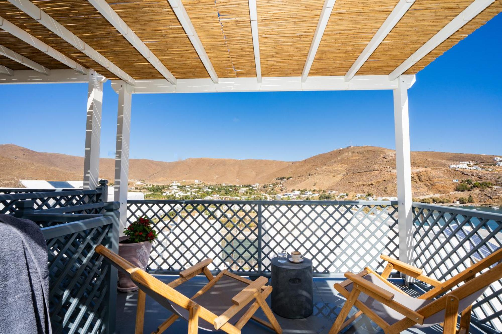 5 Traditional Suites Livadi  Eksteriør billede