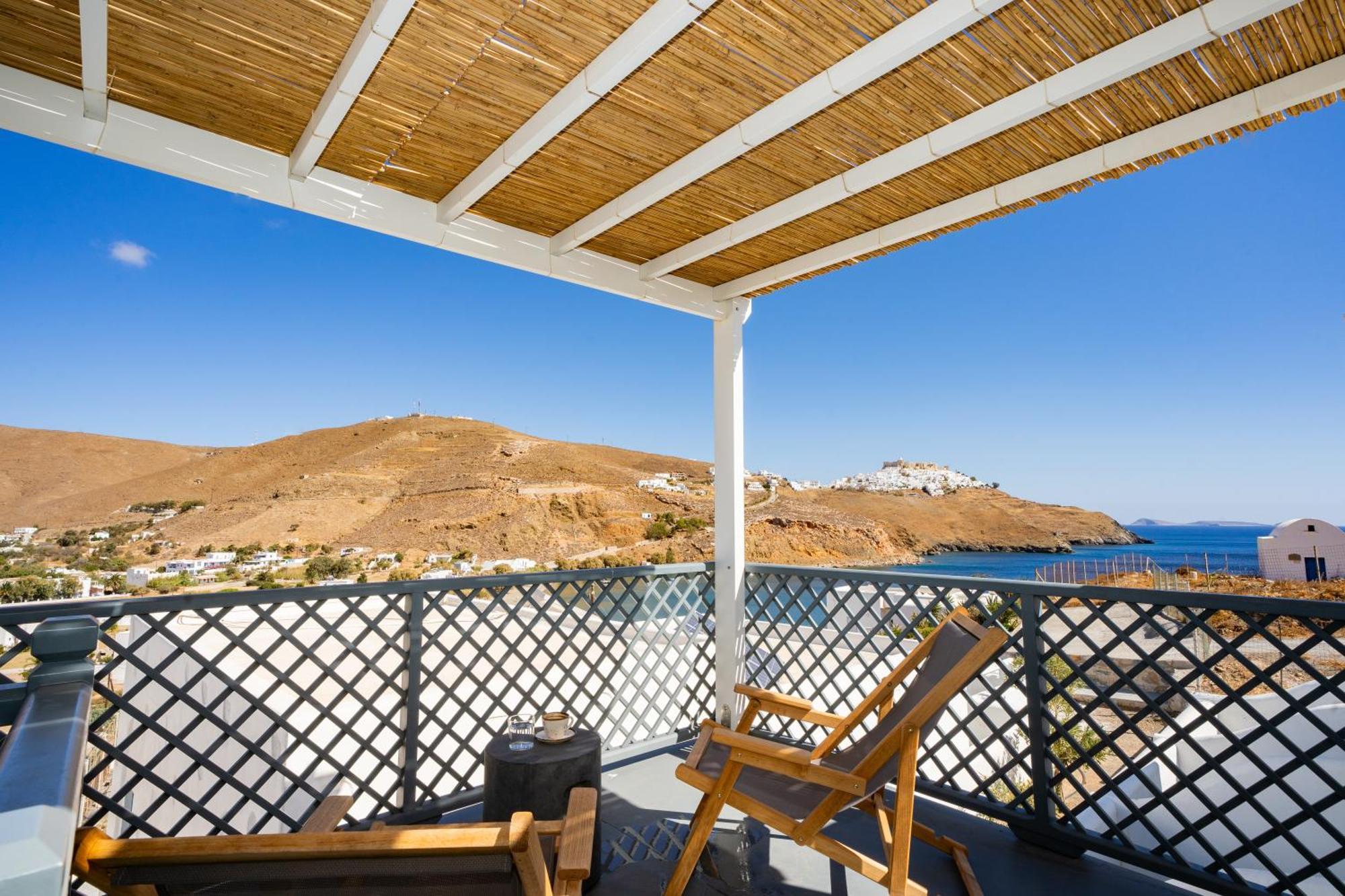 5 Traditional Suites Livadi  Eksteriør billede